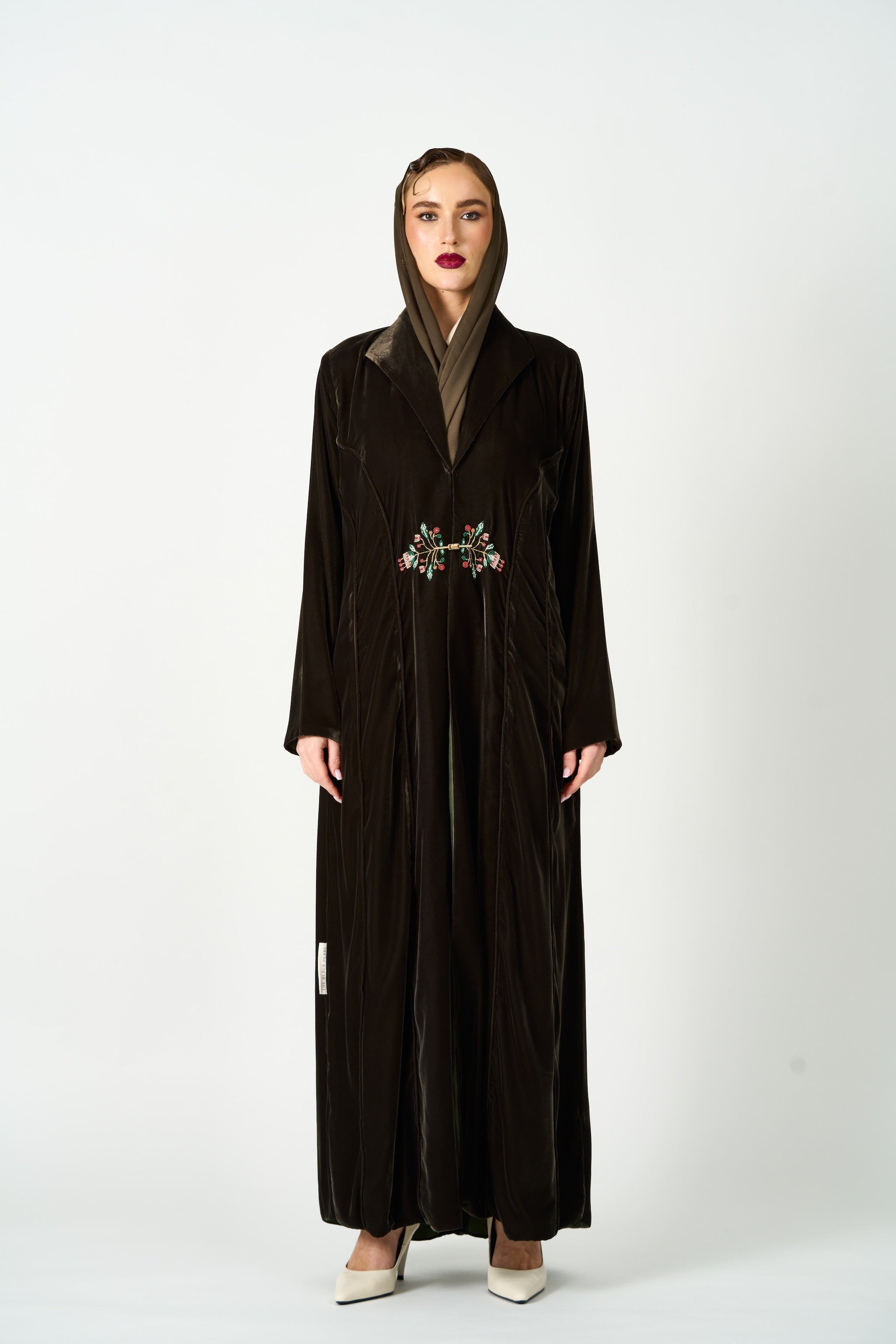 Olive Abaya